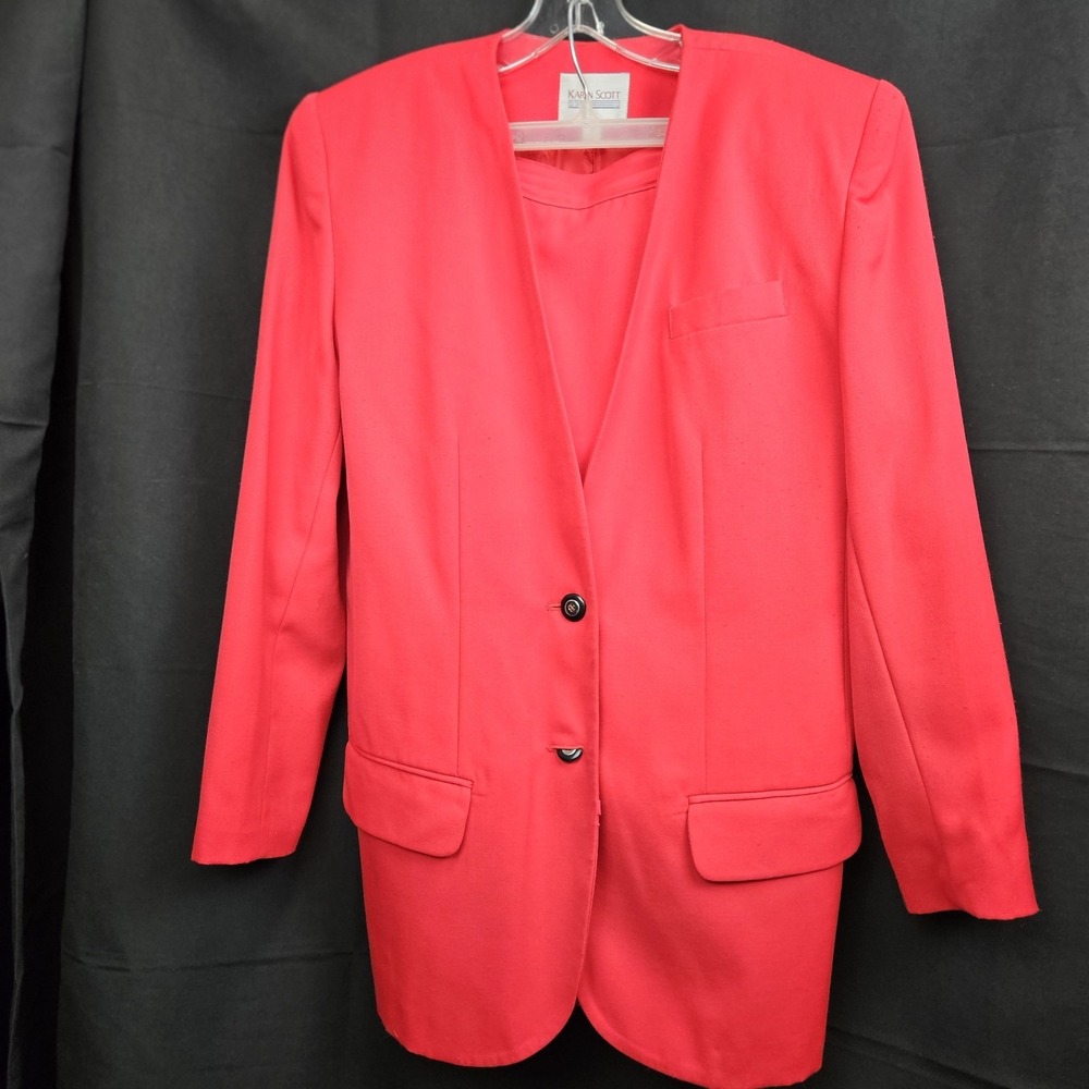 karen scott women 2- piece Squirt suits size 14 Red Vintage